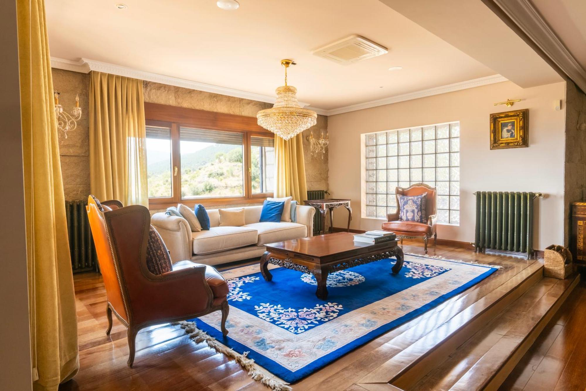 Mansion Con Jacuzzi A 40 Grados, Gran Piscina Y Padel Villa El Tiemblo Kültér fotó
