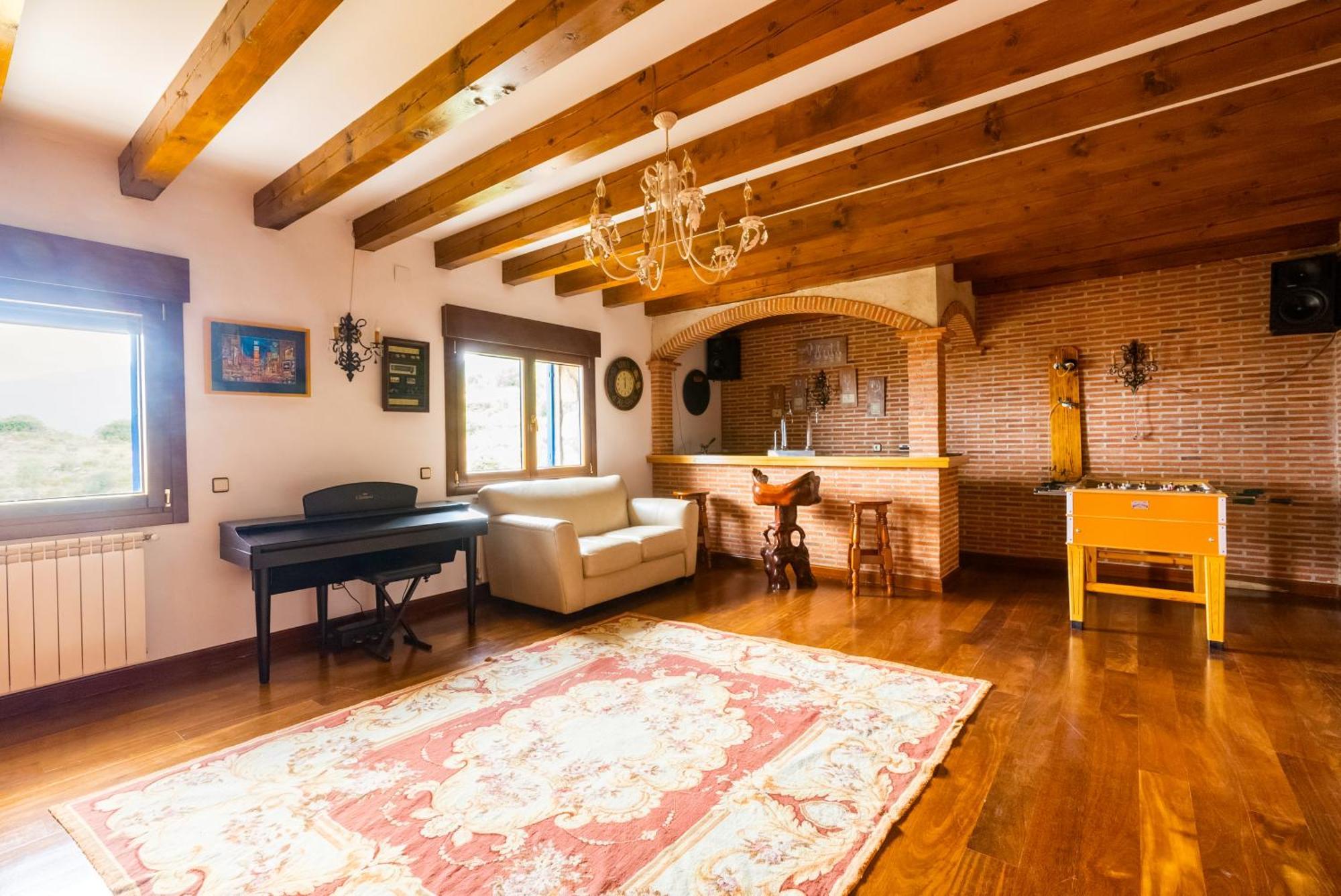 Mansion Con Jacuzzi A 40 Grados, Gran Piscina Y Padel Villa El Tiemblo Kültér fotó