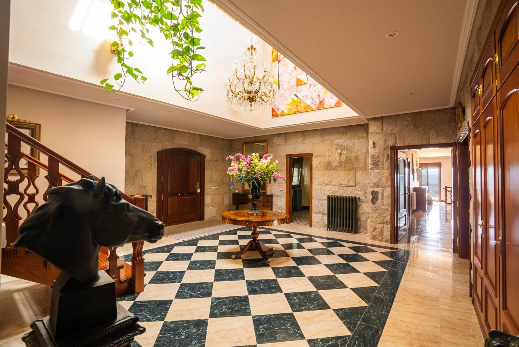 Mansion Con Jacuzzi A 40 Grados, Gran Piscina Y Padel Villa El Tiemblo Kültér fotó