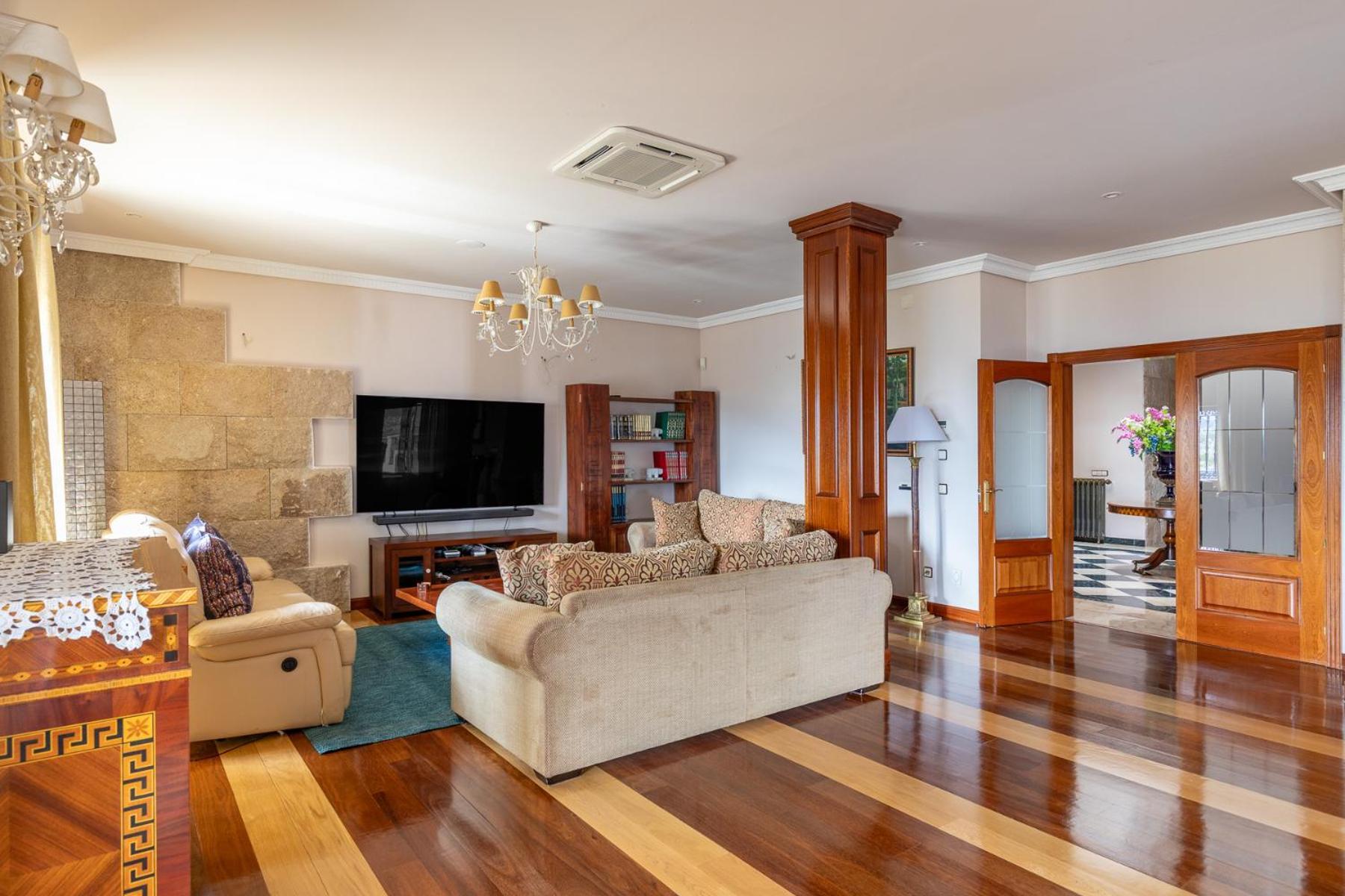 Mansion Con Jacuzzi A 40 Grados, Gran Piscina Y Padel Villa El Tiemblo Kültér fotó